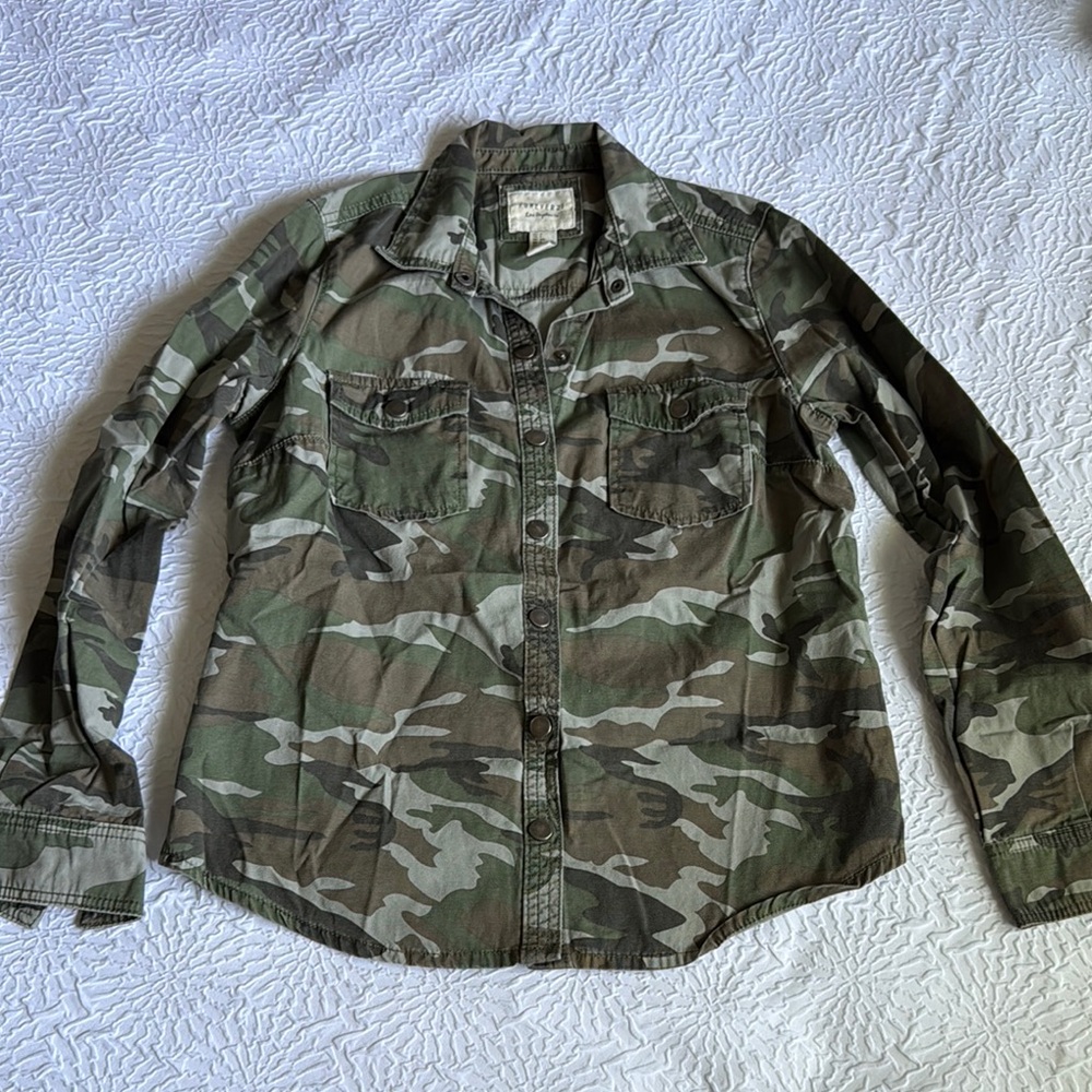Forever 21 Camouflage Shirt